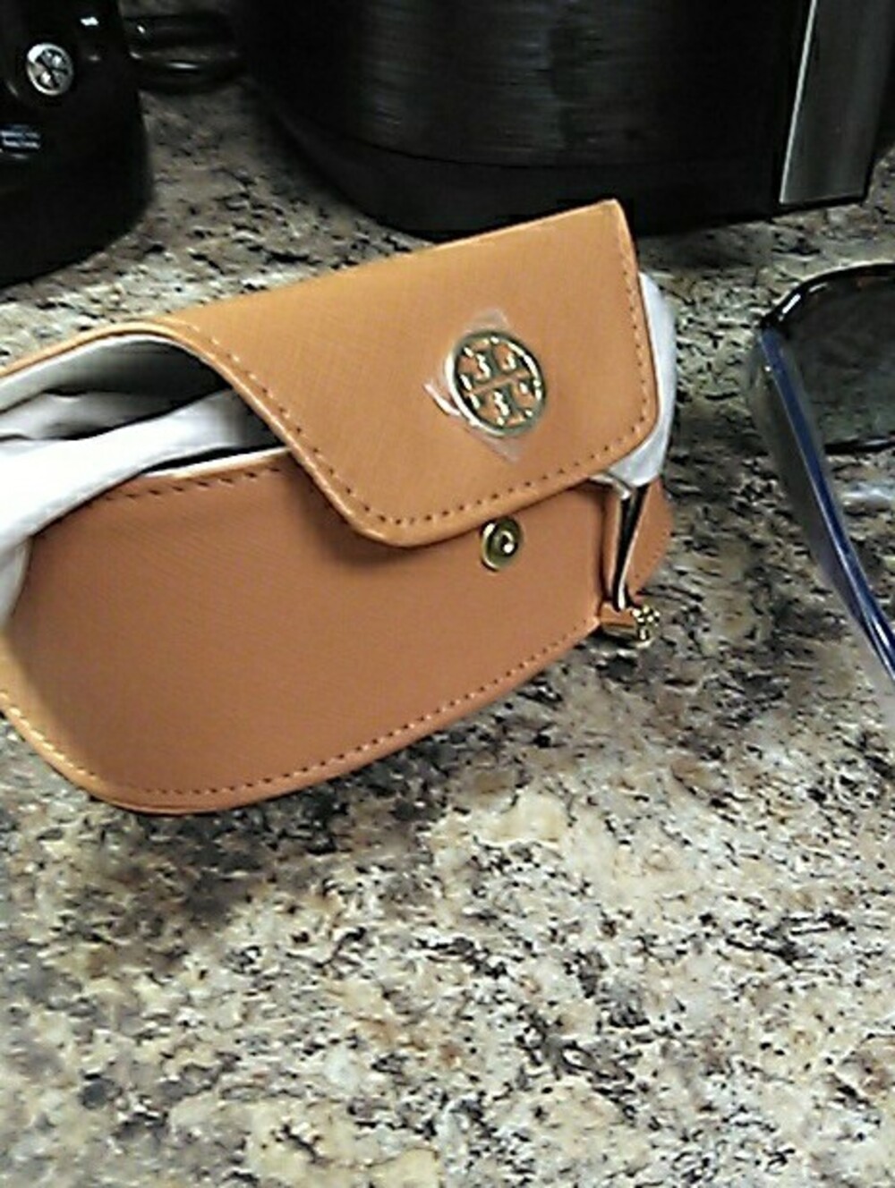 Tory Burch Sunglasses - Picture 6 of 12